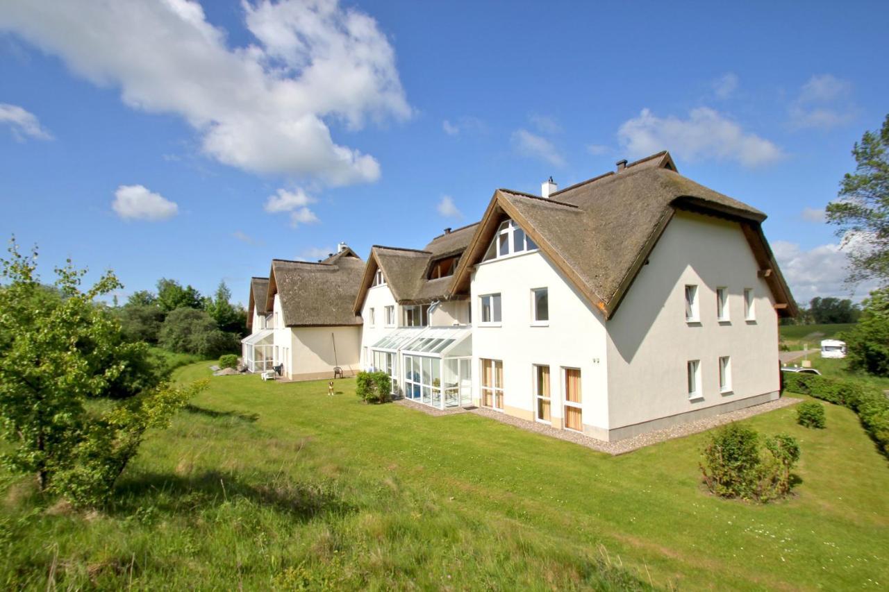 Strandnahe 2-Raum-Ferienwohnung Mit Balkon - Strandhaus Moenchgut Fewo 10 Lobbe Buitenkant foto